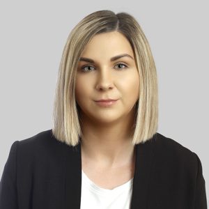 Karolina Przybyłek - Specjalista ds. finalizacji transakcji - Freedom