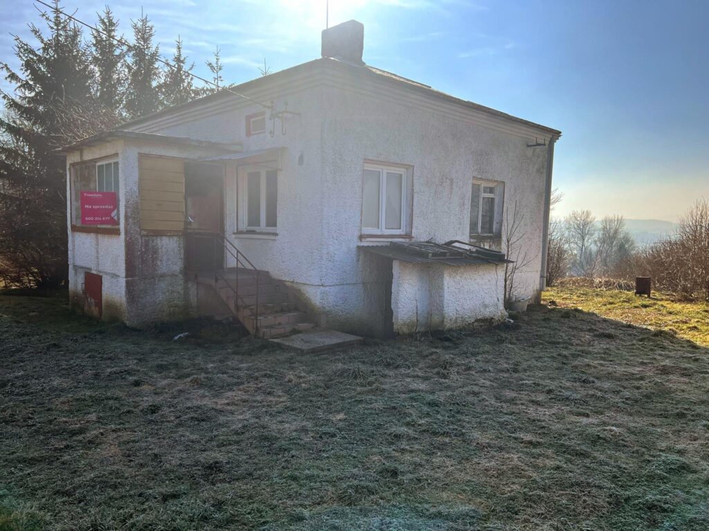 Dom na widokowej działce w Podniebylu, 100 m2. - zdjęcie 3